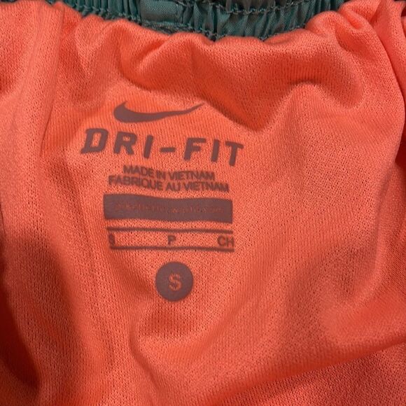 NIKE Teal and pale orange running shorts - Picture 3 of 4